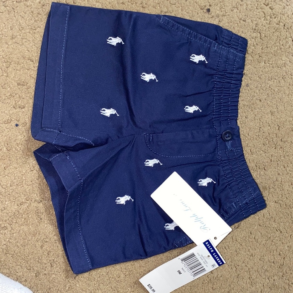 Never worn 9 months Ralph Lauren shorts